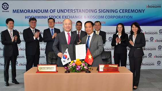 코스콤-호치민거래소 MOU 체결 기념 사진