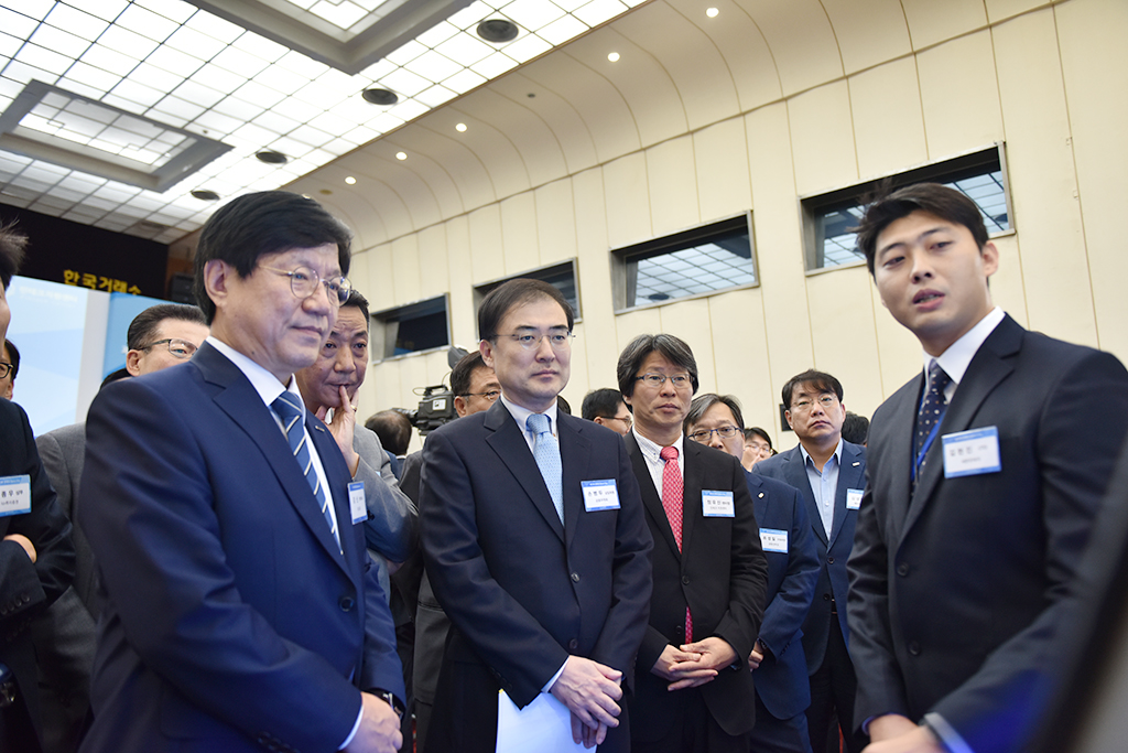 제19차 핀테크 데모데이 행사 관련 참여자 사진