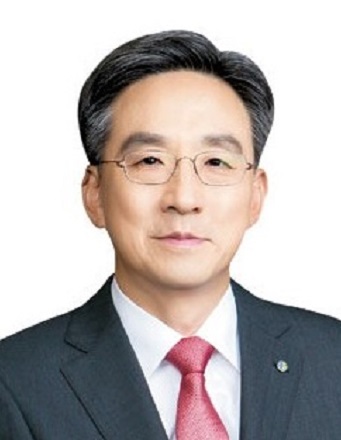 홍원식 비상임이사 사진