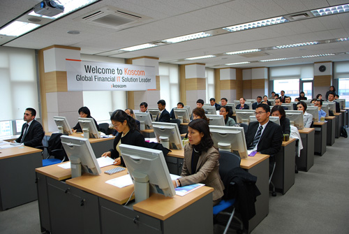 트레이딩 솔루션 설명장면